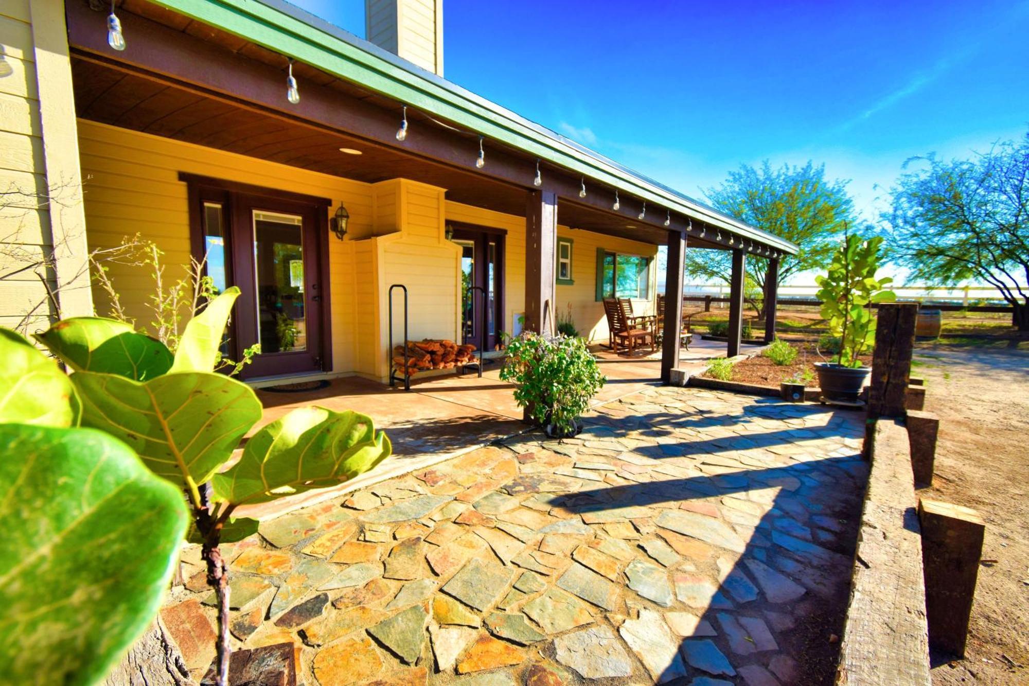 Отель Peppertree Lane Ranch -- Seven-Acre Ranch In The Heart Of Wine Country Темекула Экстерьер фото